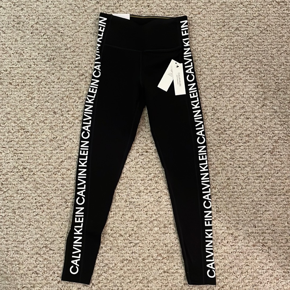 NWT Calvin Klein performance high waist leggings.  XS